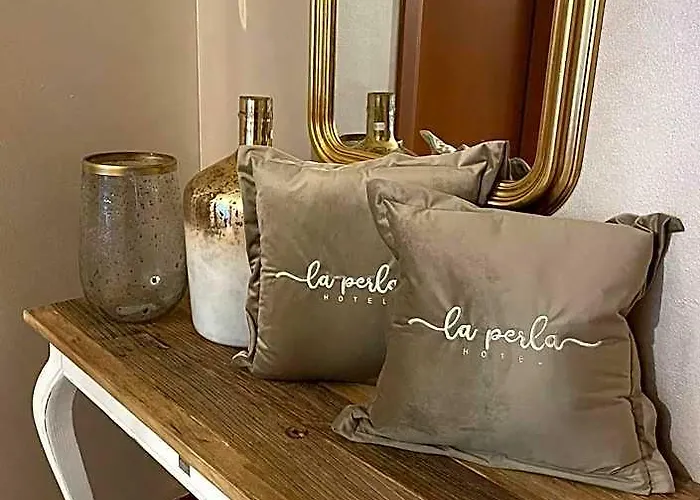  La Perla